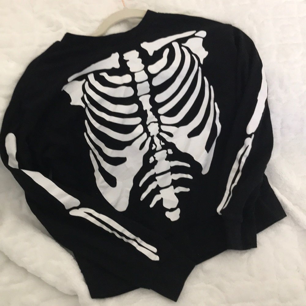 H&M Divided skeleton sweat shirt.
